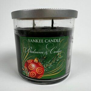 Yankee Candle Dual-Wick & Cedar Scented, Classic Large 22oz  Tumbler Candle